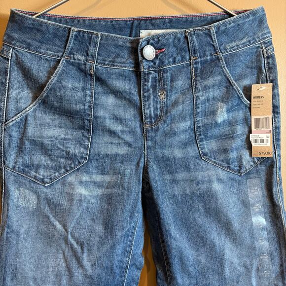 Vintage Y2K Split Back Flare Jeans Size 6 By DKNY NWT - Picture 2 of 9